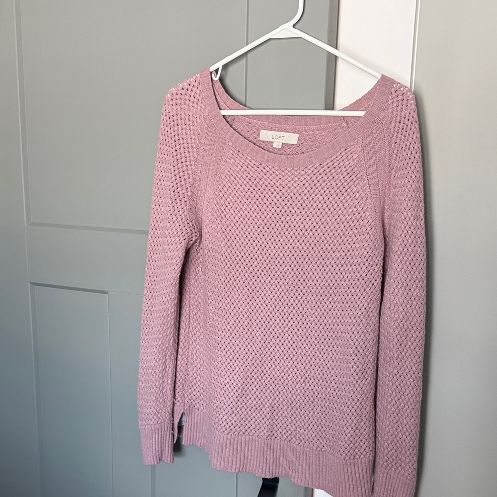 LOFT Women's Soft Pink Crew Neck Sweater